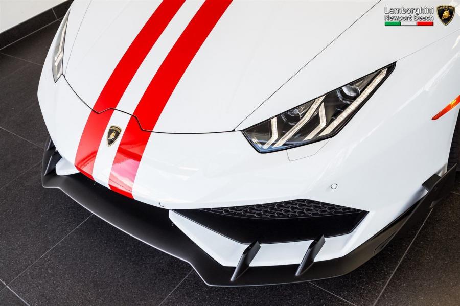 Детали экстерьера Lamborghini Huracan LP610-4 Bianco Monocerus 2016 года  (фото 10 из 15)
